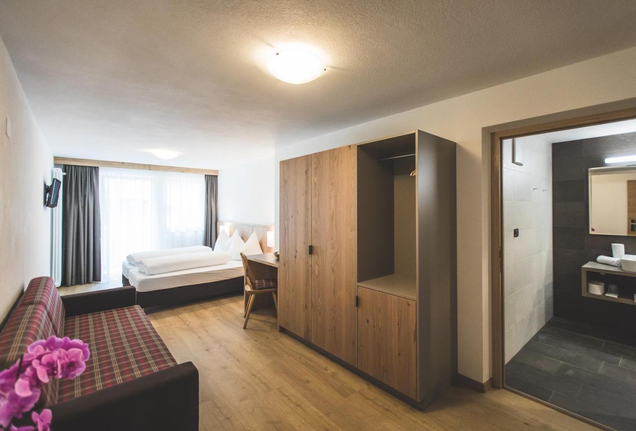 Hotel Adler Ahrntal Bagian luar foto