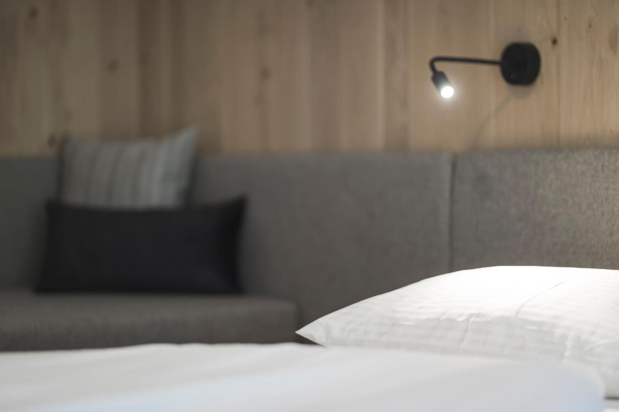Hotel Adler Ahrntal Bagian luar foto