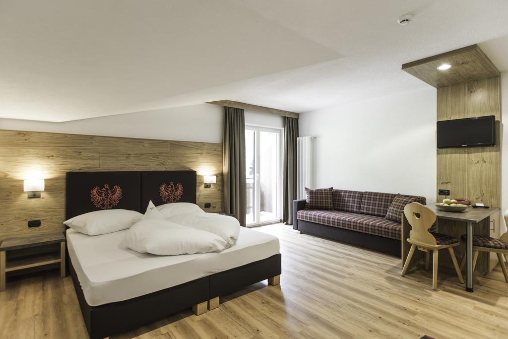 Hotel Adler Ahrntal Bagian luar foto