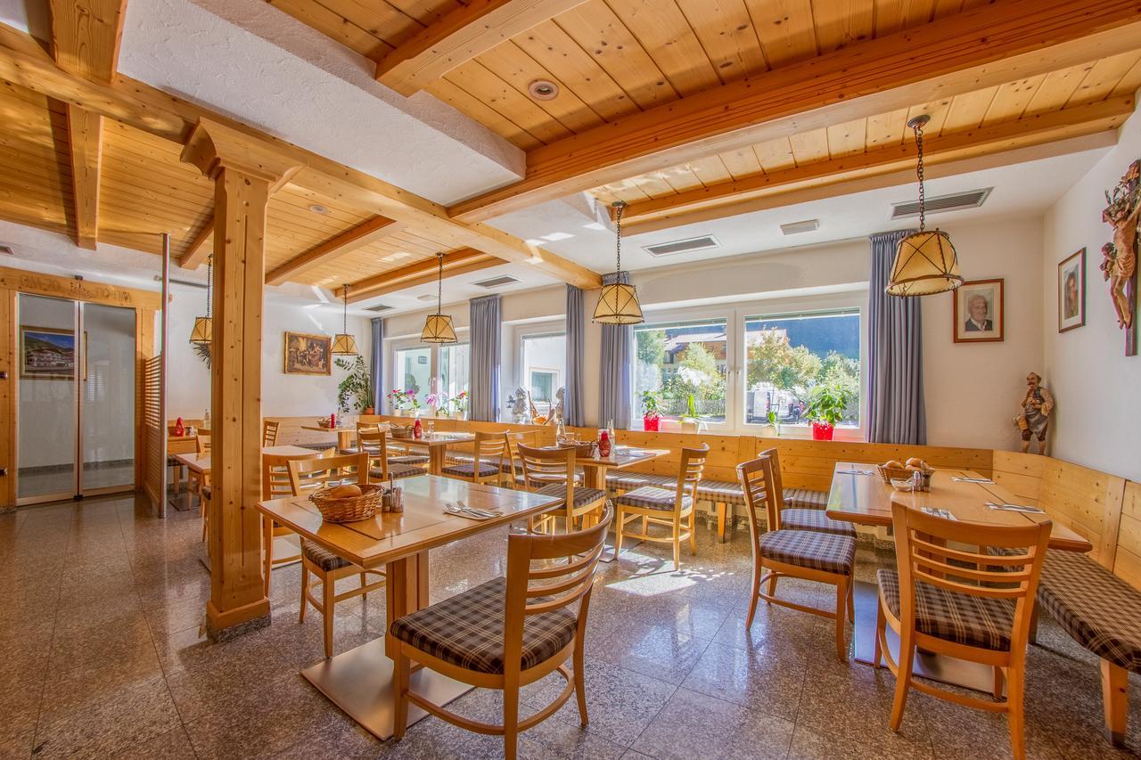 Hotel Adler Ahrntal Bagian luar foto